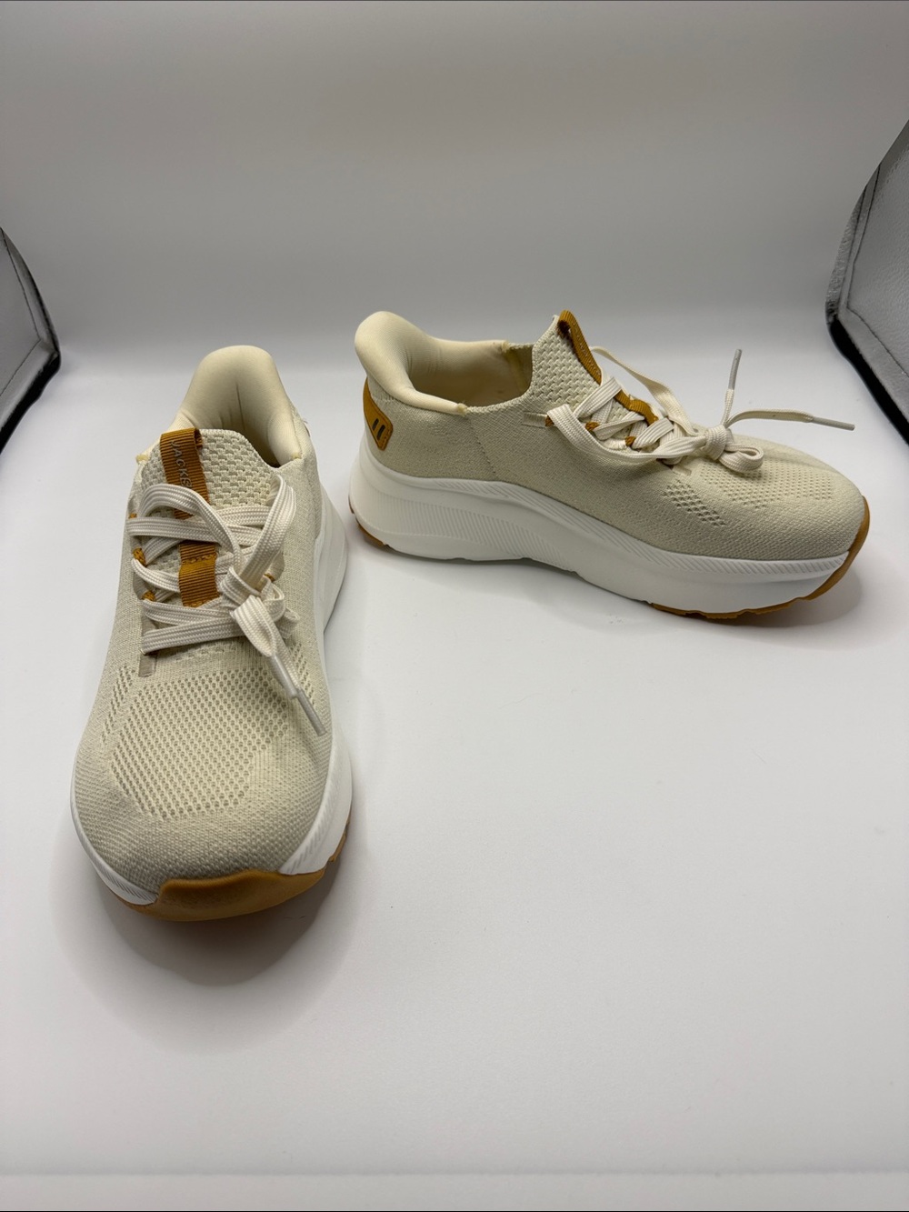 Jackshibo NEW Cream Knit Platform Sneakers 39